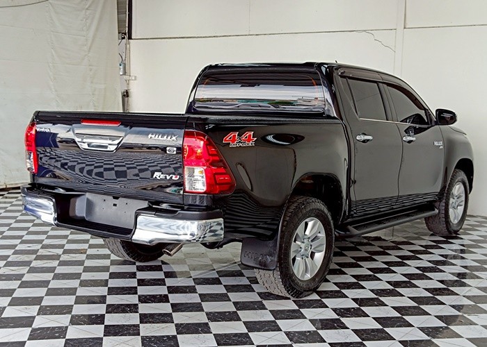 Used 11
                    TOYOTA
                     for Sale Image