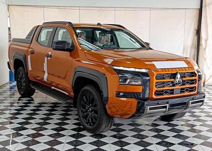 Used 1
                    MITSUBISHI
                     for Sale Image