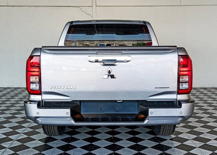 Used 1
                    MITSUBISHI
                     for Sale Image