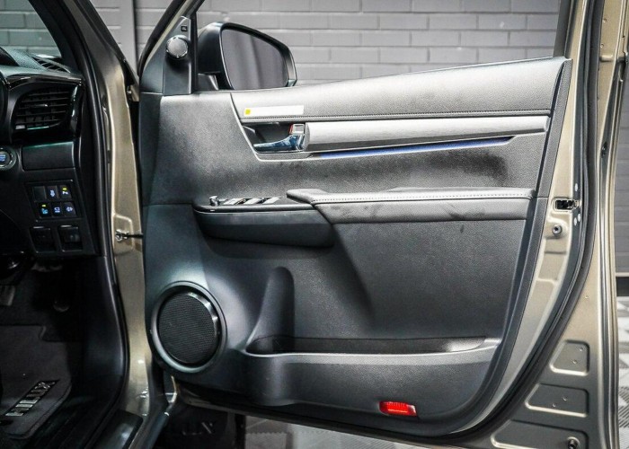 Used 1
                    TOYOTA
                     for Sale Image