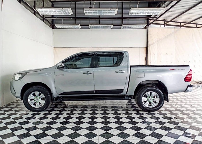 Used 8
                    TOYOTA
                     for Sale Image