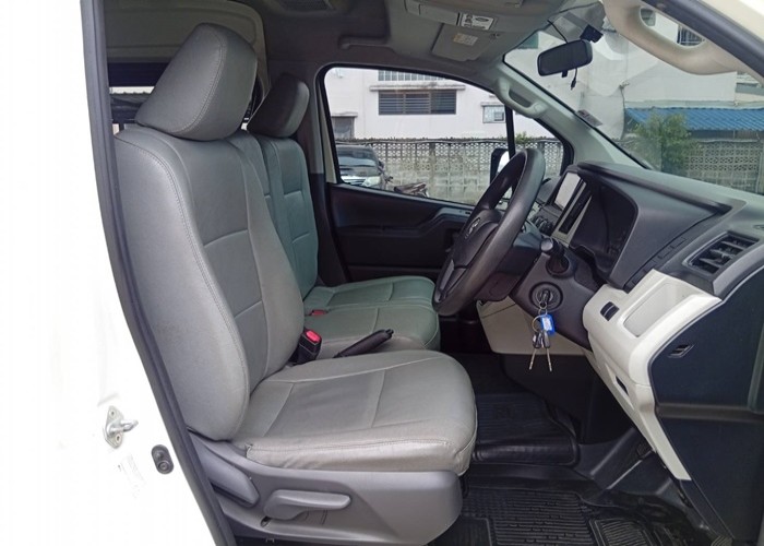 Used 12
                    TOYOTA
                     for Sale Image