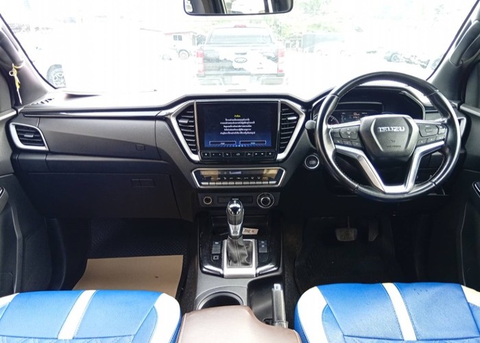 Used 1
                    ISUZU
                     for Sale Image