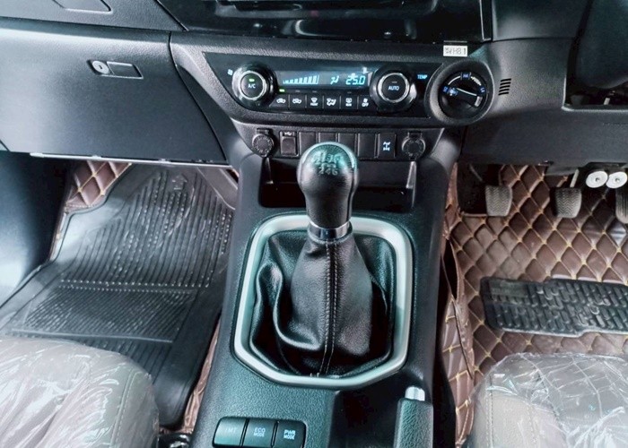 Used 2
                    TOYOTA
                     for Sale Image