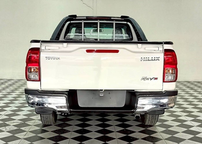 Used 11
                    TOYOTA
                     for Sale Image