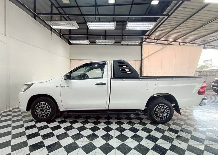 Used 11
                    TOYOTA
                     for Sale Image