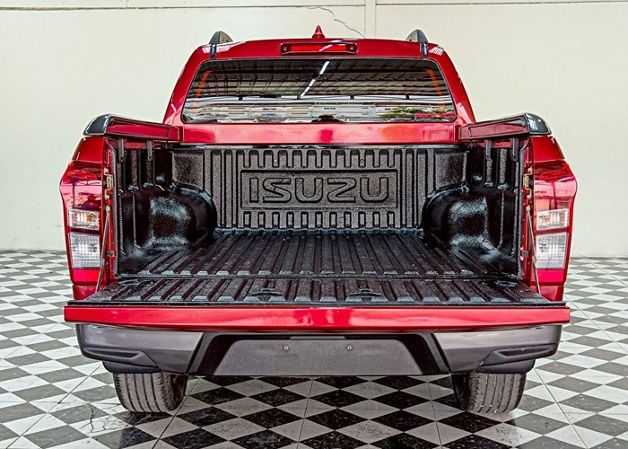 Used 3
                    ISUZU
                     for Sale Image